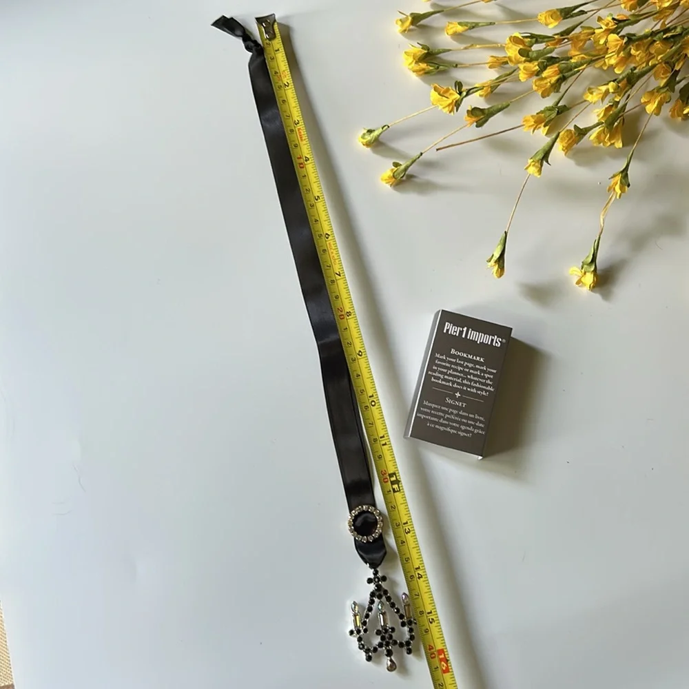Pier 1 Chandelier Ribbon Bookmark Black